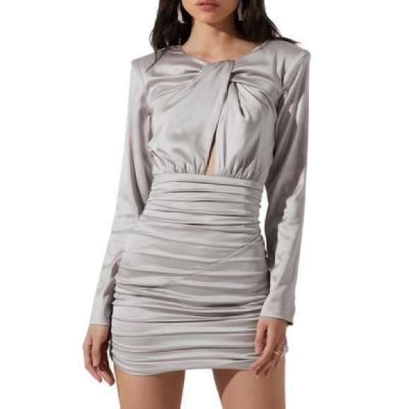 NWT Astr the Label Women's Petrova Crossed Cutout Dress - Silver - Picture 3 of 7